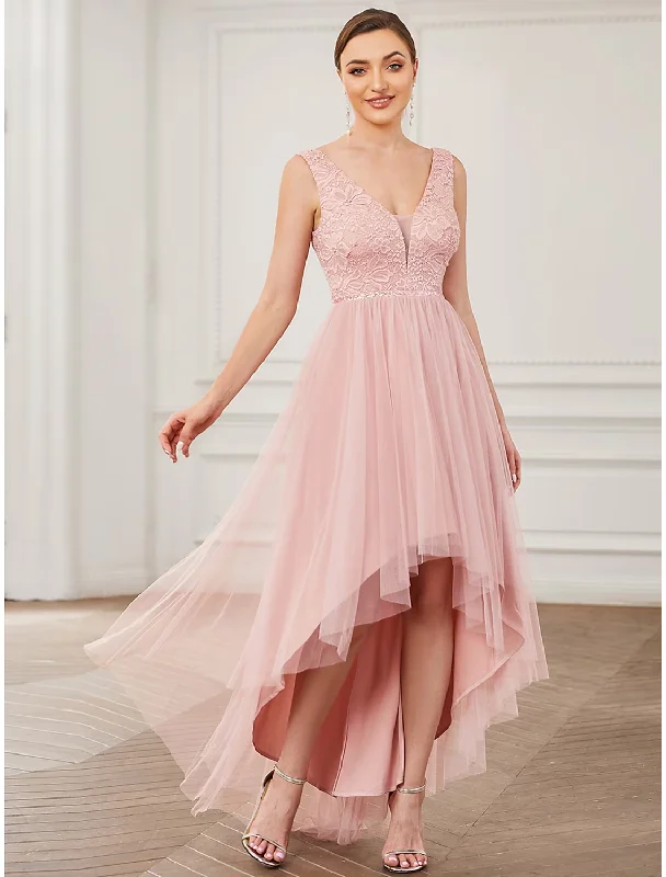 Tea-Length DressA-Line Bridesmaid Dress V Neck Sleeveless Elegant Short / Mini Lace / Tulle with Draping