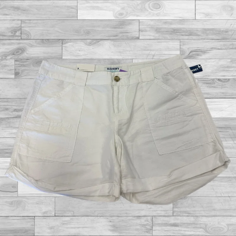 women's relaxed-fit shortsWhite Shorts Old Navy, Size 14