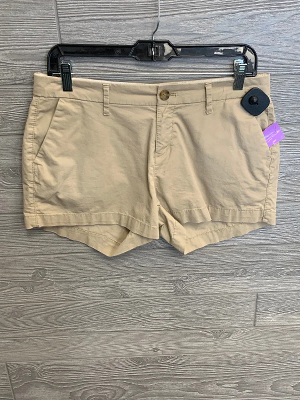 women's petite shortsTan Shorts Old Navy, Size 2