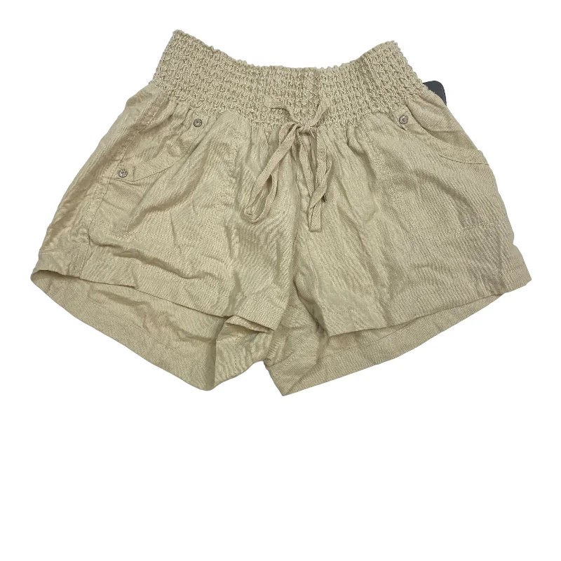 women's satin shortsCream Shorts Rewash, Size L