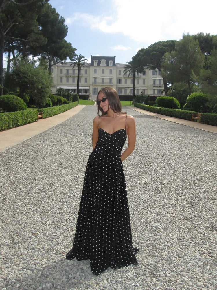 women's beach dressesTamara - Elegant polka dot maxi dress