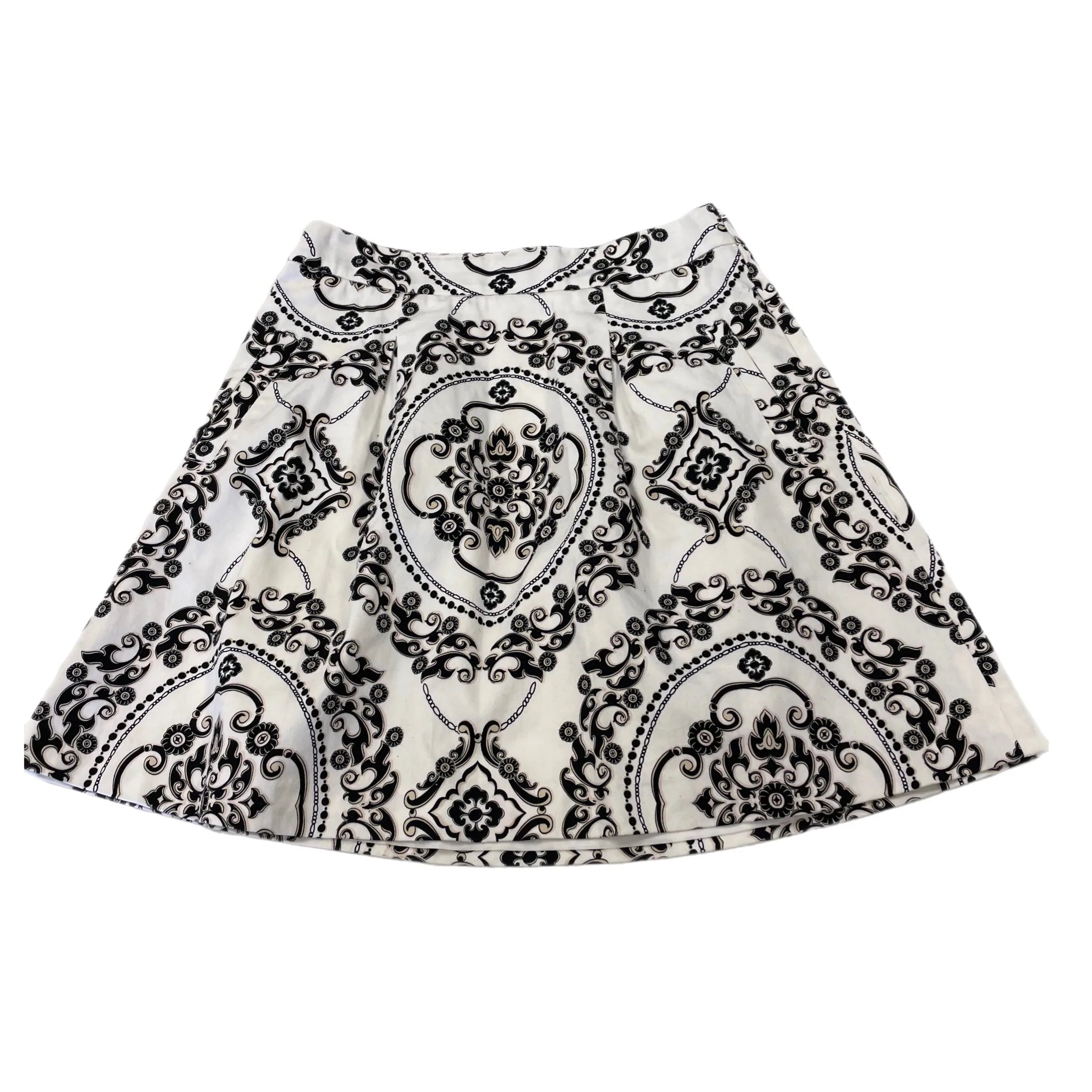 women's circle skirtsSkirt Mini & Short By White House Black Market  Size: 0