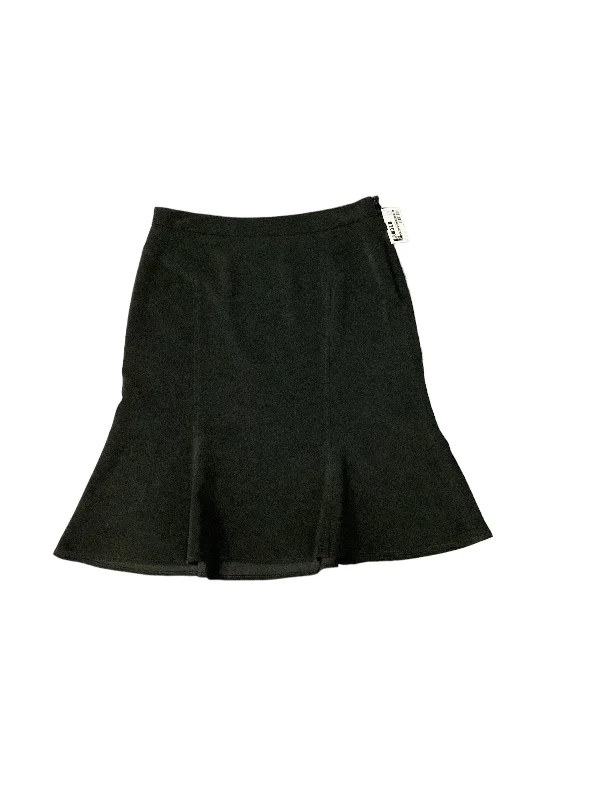 women's party skirtsSkirt Mini & Short By White House Black Market  Size: 2