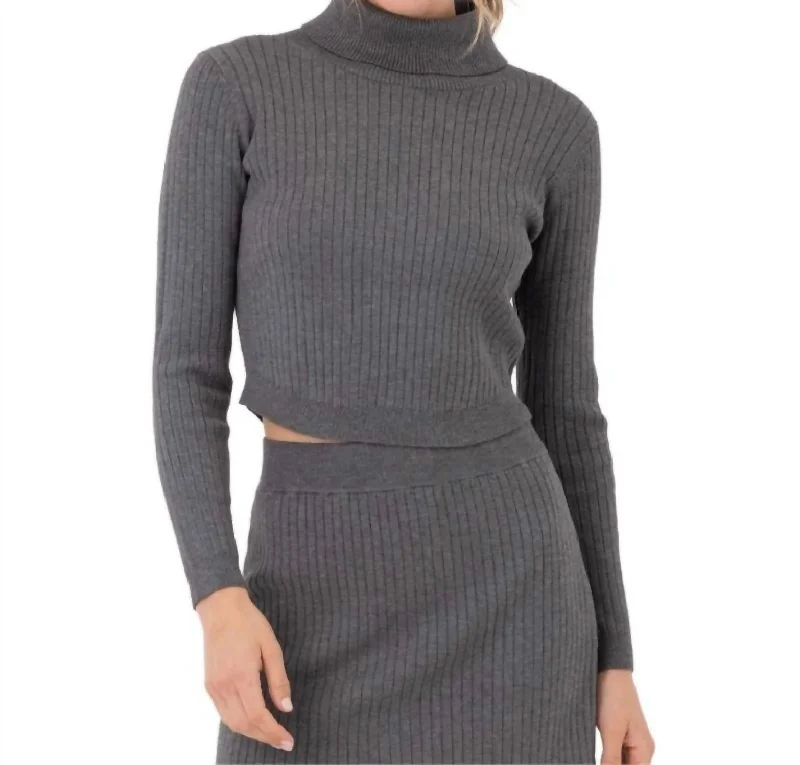 Soft Knitted SweatersCali Sweater In Platinum