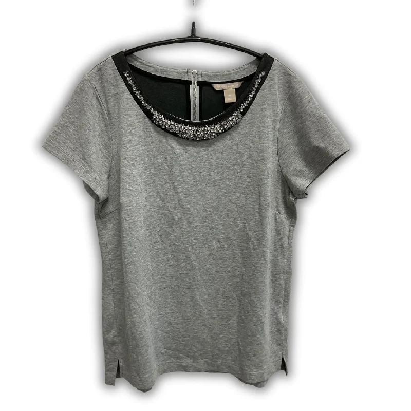 women's tops for those who want to create outfits that reflect their personal style and sense of fashionTop Short Sleeve By Banana Republic In Grey, Size: M