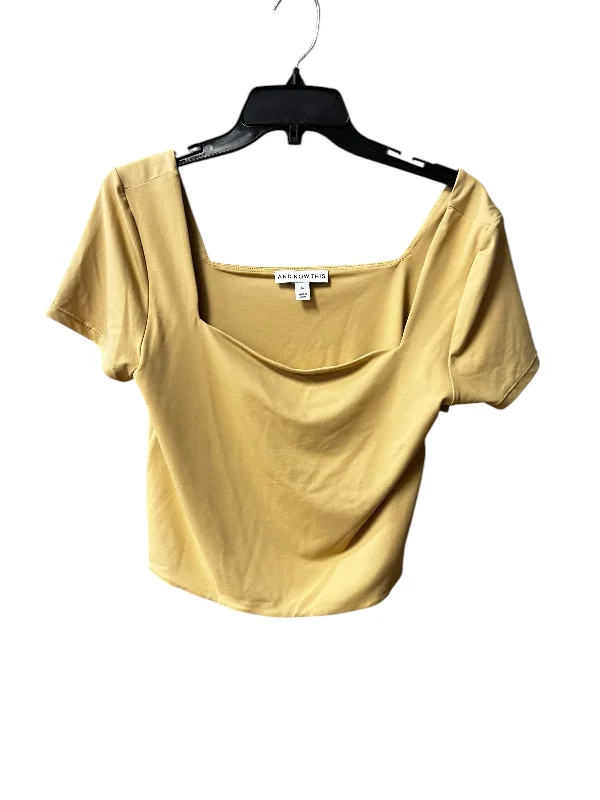 women's tops for those who want to add a personal touch to their wardrobe with unique and one-of-a-kind piecesTop Short Sleeve By Cmc In Tan, Size: Xl