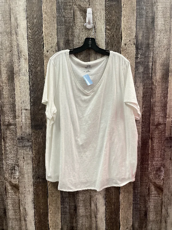 women's tops for those who want to show off their figure in a flattering wayTop Short Sleeve By Evri In White, Size: 2x