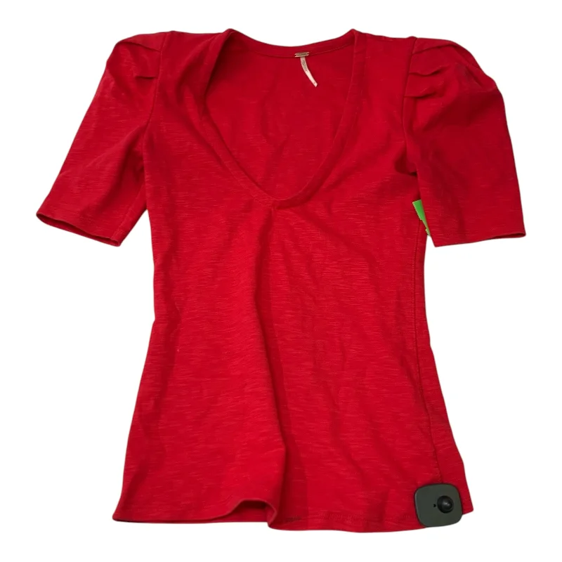 women's tops for those who want to create outfits that are both unique and memorableTop Short Sleeve By Free People In Red, Size: Xs