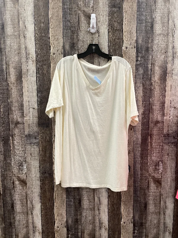 women's tops for those who want to create stylish and put-together outfits without spending a fortuneTop Short Sleeve By Terra & Sky In Ivory, Size: 2x